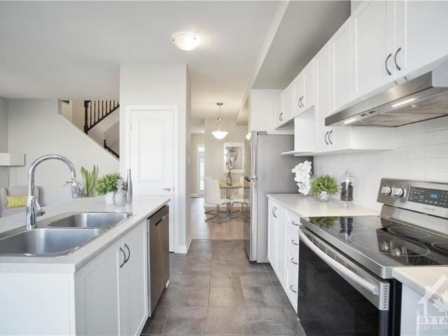 Townhouse for rent in Mulhurst Bay, Ontario