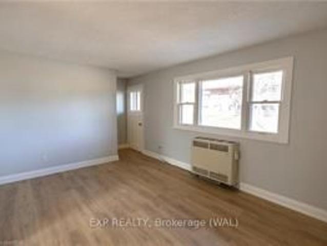 Townhouse for rent in Brockton, Ontario