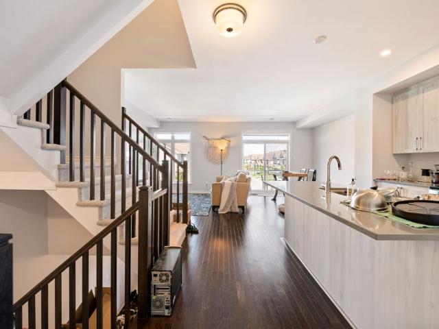 Townhouse for rent in Mulhurst Bay, Ontario