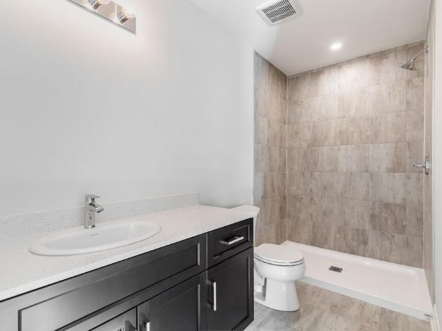 Townhouse for rent in Ancaster, Ontario