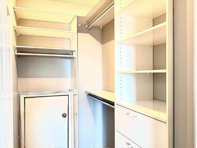 Apartment for rent in York, Ontario