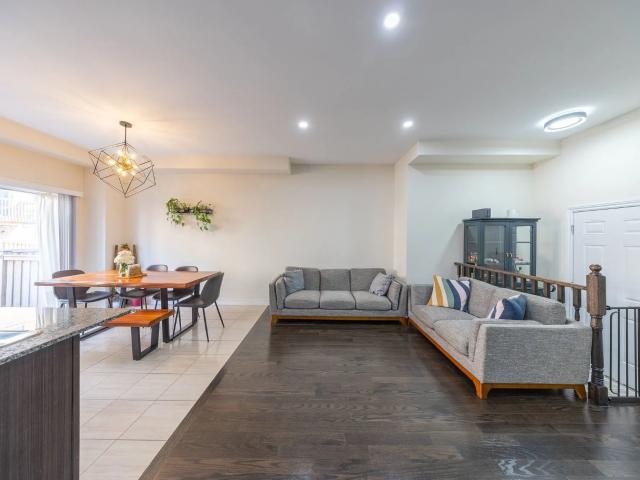 Townhouse for rent in Brampton, Golden Horseshoe