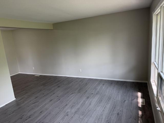 Townhouse for rent in Welland, Golden Horseshoe