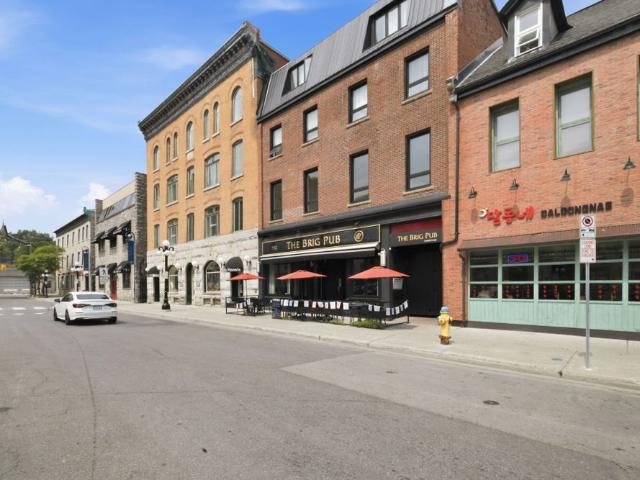 Apartment for rent in Byward Market, Ottawa