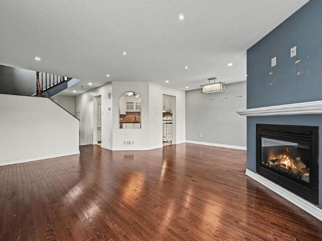Townhouse for rent in Clarence-rockland, Ontario