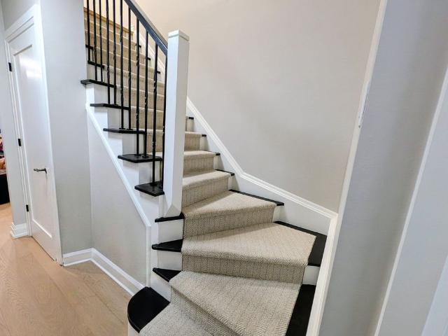 Townhouse for rent in Oakville, Golden Horseshoe