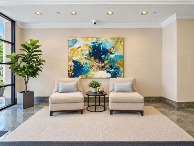 Apartment for rent in Downtown Oakville, Oakville