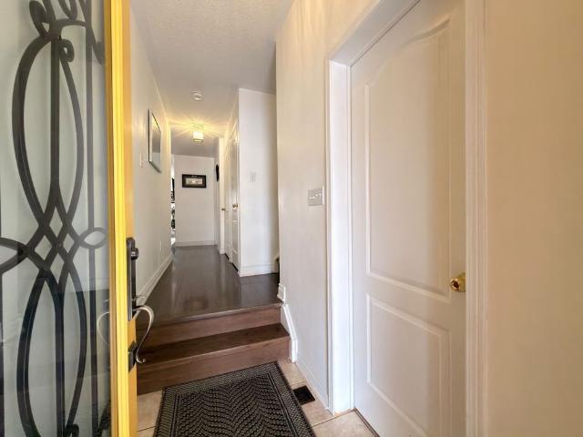 Townhouse for rent in Summerhill South, Newmarket