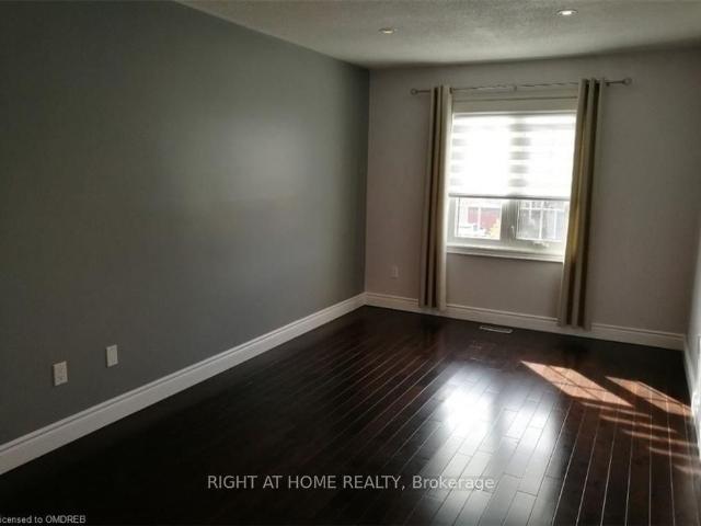 House for rent in Oakville, Ontario