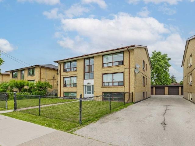 Apartment for rent in Woburn, Ontario