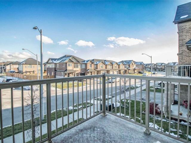 Townhouse for rent in Ancaster, Ontario