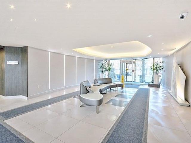Apartment for rent in Etobicoke—Lakeshore, Toronto
