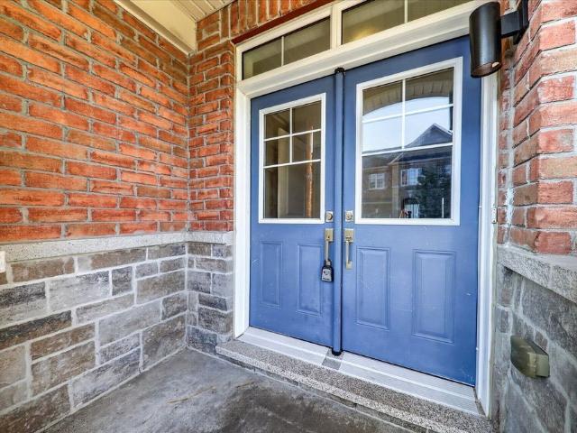 Townhouse for rent in Newmarket, Golden Horseshoe