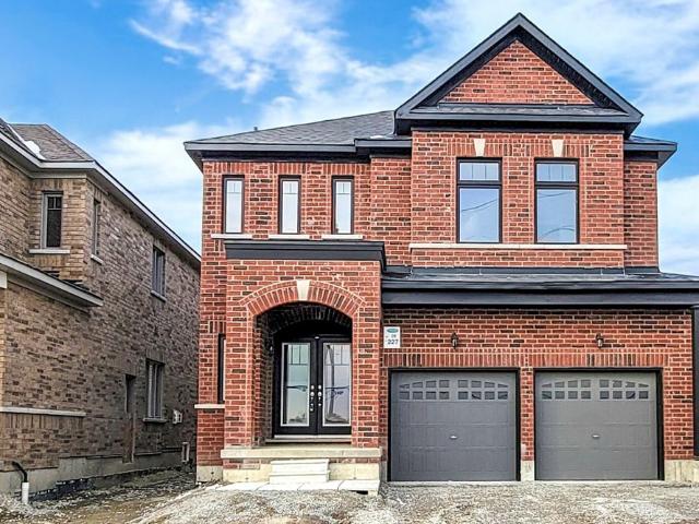 House for rent in Bradford West Gwillimbury, Ontario