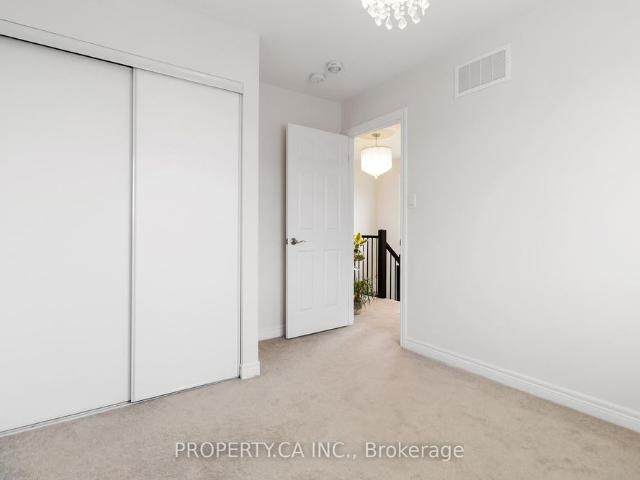 Townhouse for rent in Oakville, Golden Horseshoe