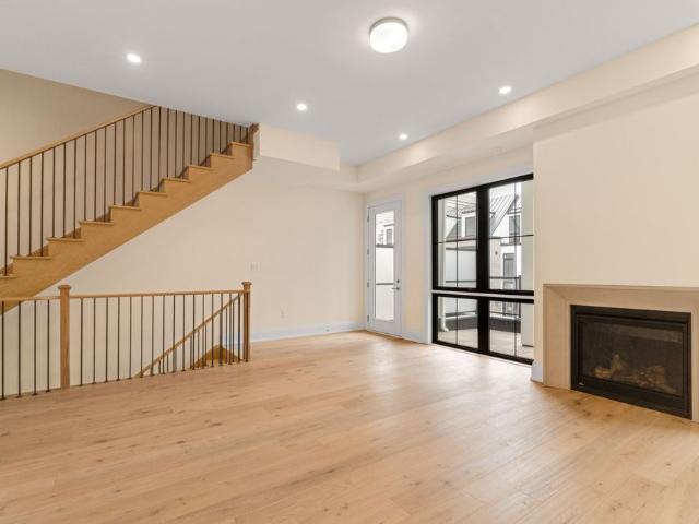 Townhouse for rent in Oakville, Ontario