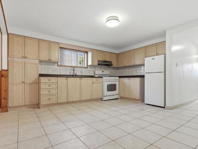Apartment for rent in Woodbridge, Vaughan