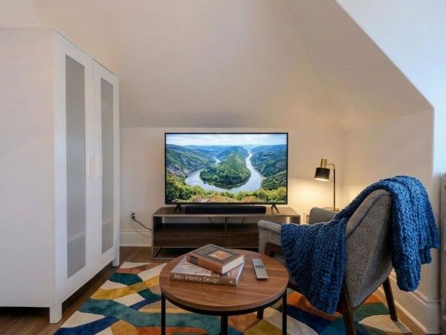 House for rent in Ancaster, Ontario