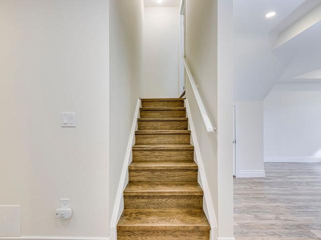 Townhouse for rent in Ancaster, Ontario