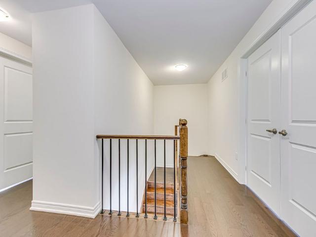 Townhouse for rent in Ancaster, Ontario