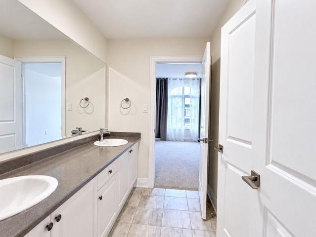House for rent in Holland Landing, Golden Horseshoe