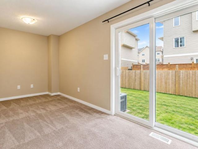 Townhouse for rent in Mulhurst Bay, Ontario