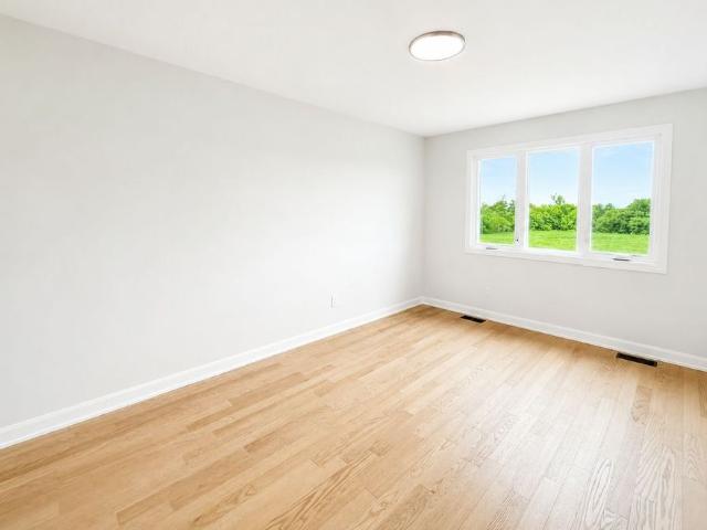 Townhouse for rent in Mulhurst Bay, Ontario