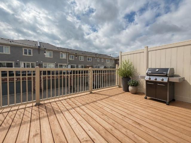 Townhouse for rent in Georgina, Ontario
