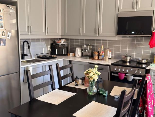 Apartment for rent in Palermo, Oakville