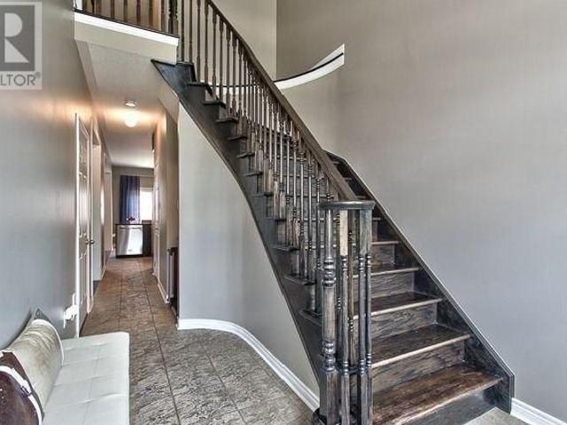 Townhouse for rent in Oakville, Ontario