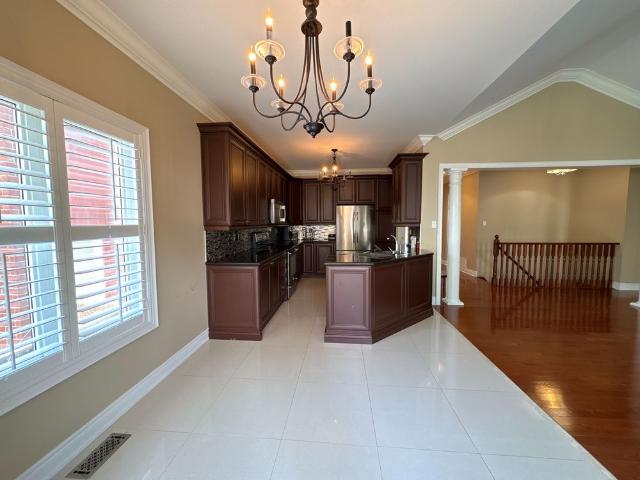 House for rent in Oakville, Ontario
