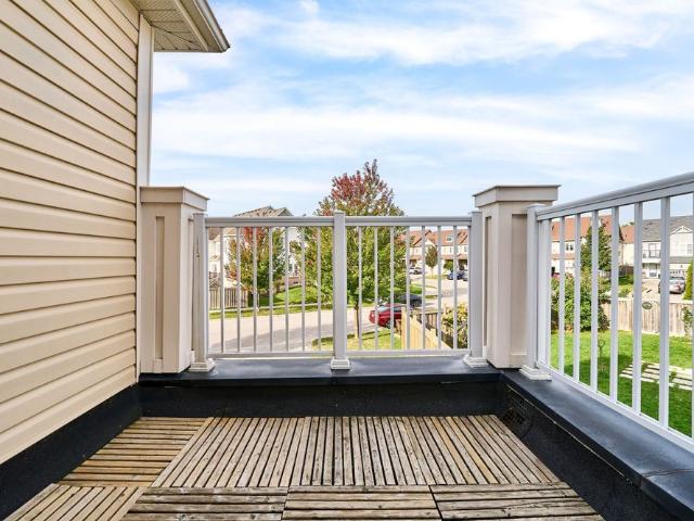 Townhouse for rent in Whitby, Golden Horseshoe