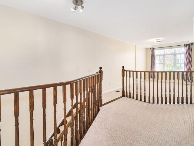 Townhouse for rent in Whitby, Golden Horseshoe
