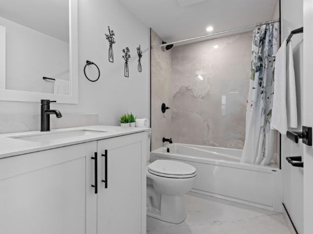 Apartment for rent in Mulhurst Bay, Ontario