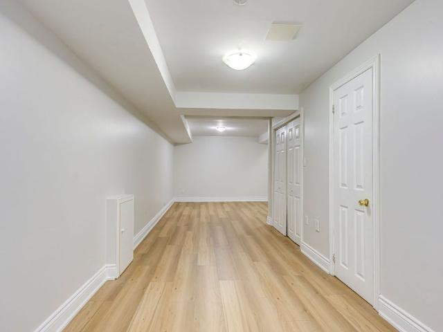 Townhouse for rent in Oakville, Ontario