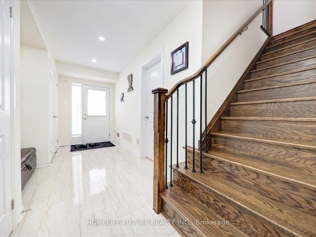 Townhouse for rent in Durham, Ontario