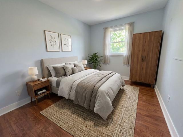 House for rent in Etobicoke—Lakeshore, Toronto