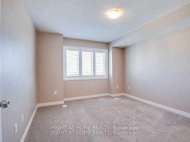 Townhouse for rent in Oakville, Ontario