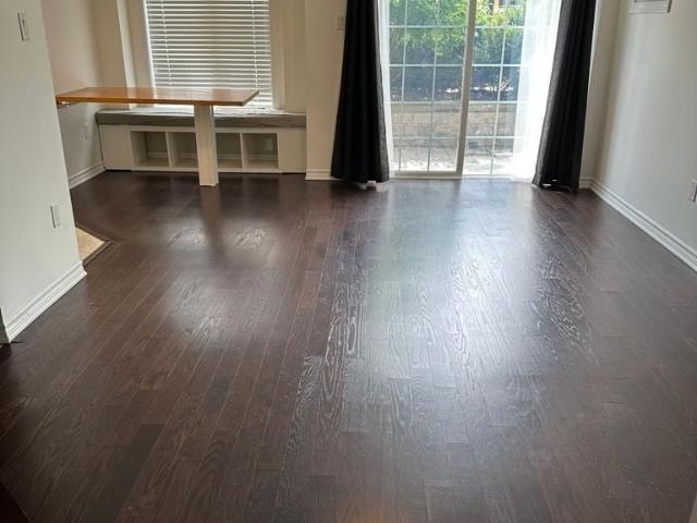 Apartment for rent in Oakville, Golden Horseshoe
