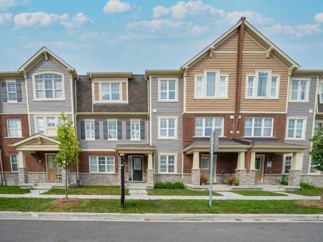 Townhouse for rent in Durham, Ontario