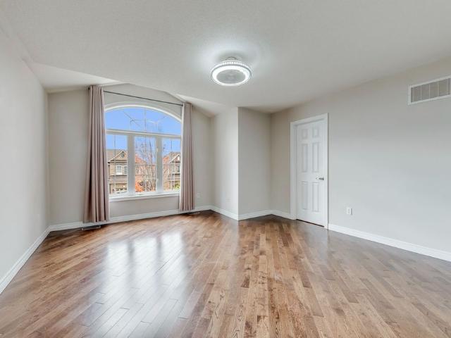 House for rent in Oakville, Golden Horseshoe