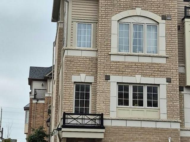 Apartment for rent in Windfields Farm, Oshawa