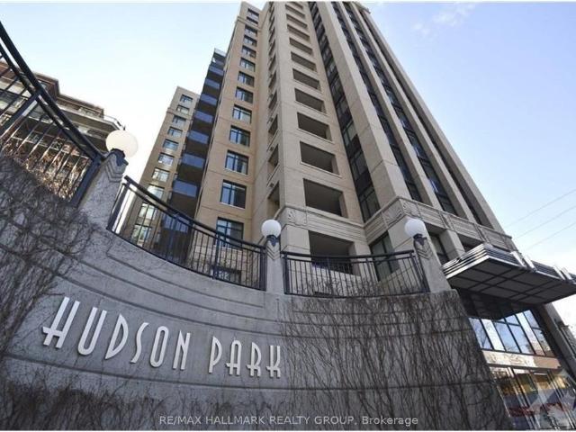Apartment for rent in Somerset, Ottawa