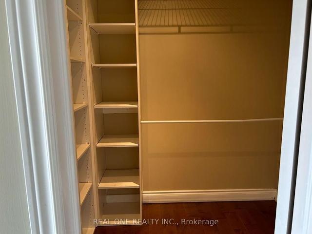 House for rent in Oakville, Ontario