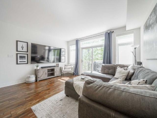 Townhouse for rent in Burlington, Golden Horseshoe