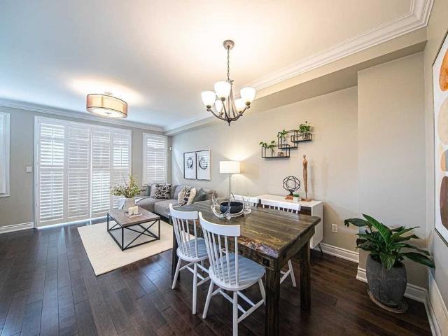 Townhouse for rent in Burlington, Golden Horseshoe