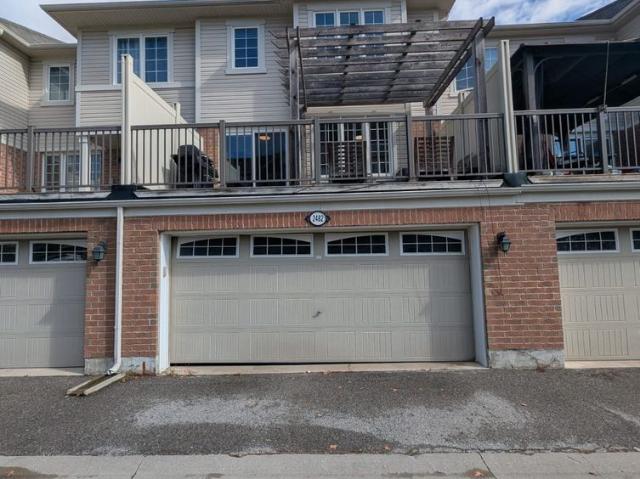Townhouse for rent in Pickering, Golden Horseshoe