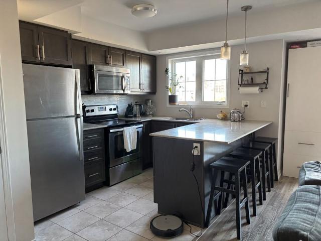 Townhouse for rent in Oakville, Ontario