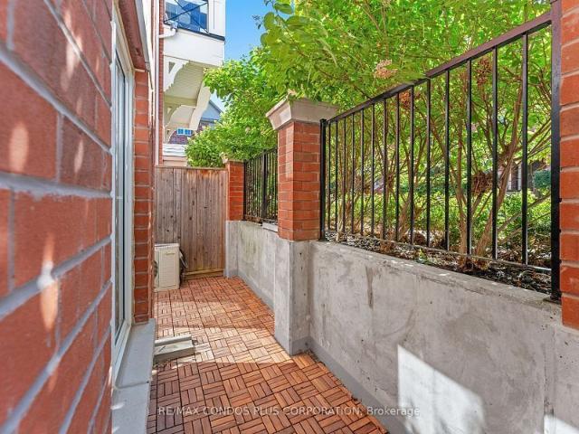 Townhouse for rent in Oakville, Ontario