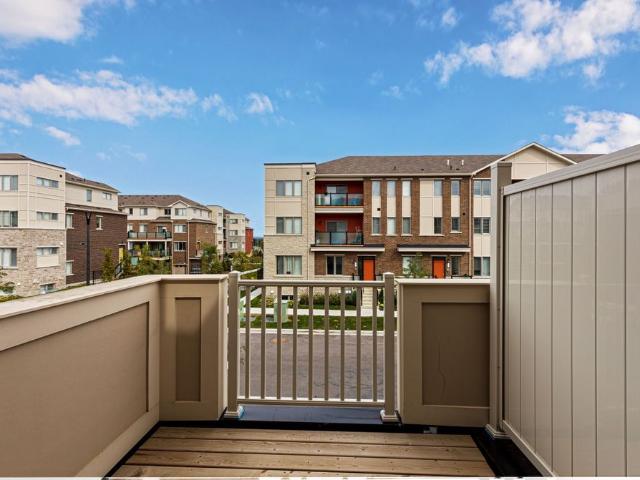 Townhouse for rent in Pickering, Golden Horseshoe